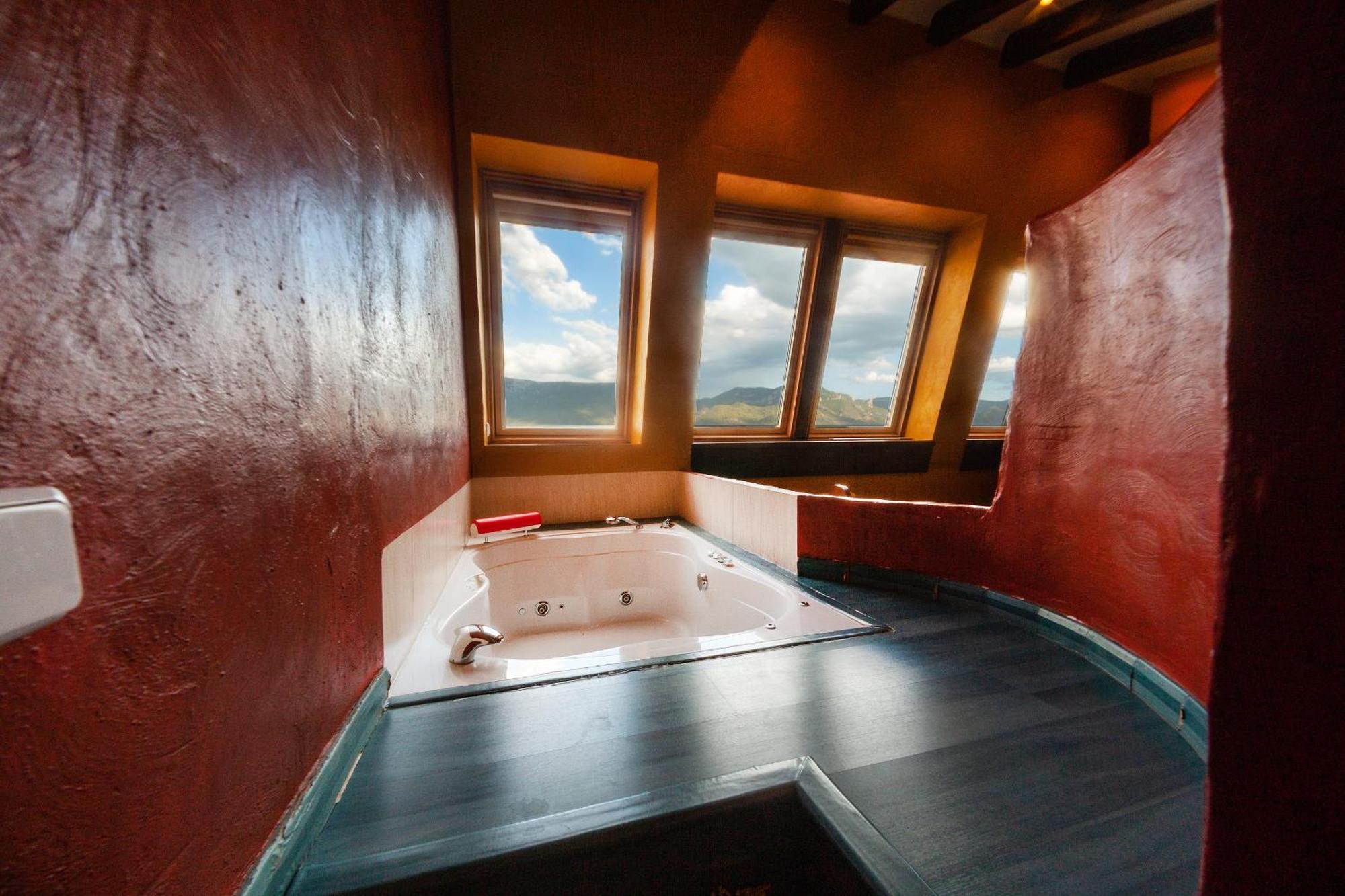 Chalet Villarrobles De Altamira Cortijos Nuevos