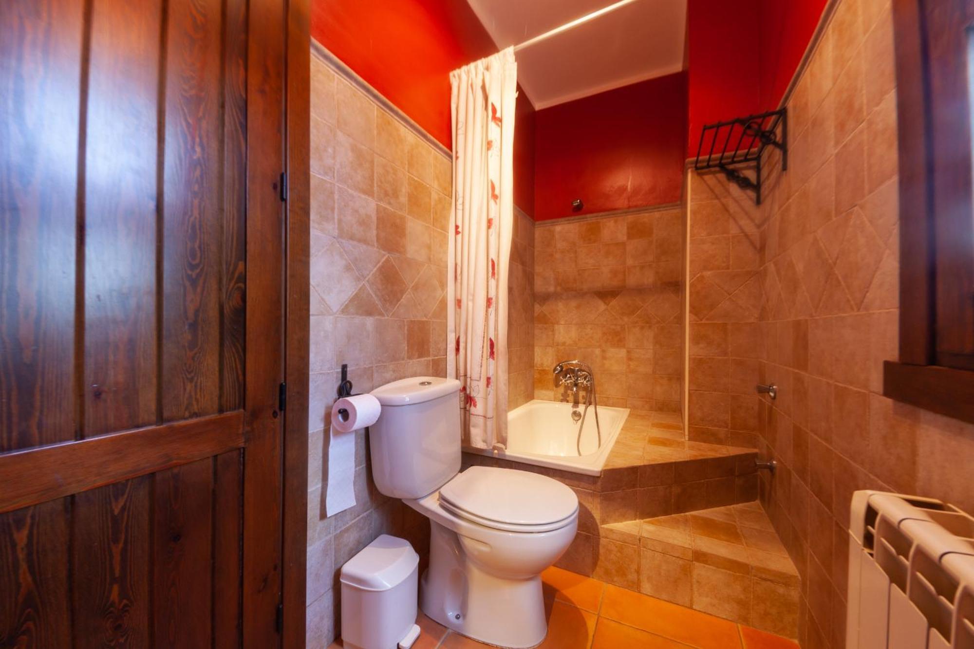 Chalet Villarrobles De Altamira Cortijos Nuevos